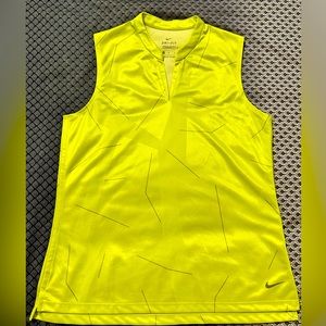 Nike Women’s Dri-Fit Sleeveless Golf Polo Size M